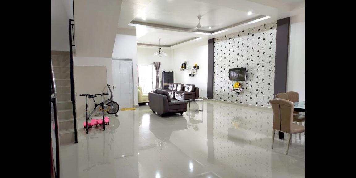 Rumah Sungai Raya Dalam, Ko. Golden City, Pontianak, Kalimantan Barat Rumah Sungai Raya Dalam, Ko. Golden City, Pontianak, Kalimantan Barat