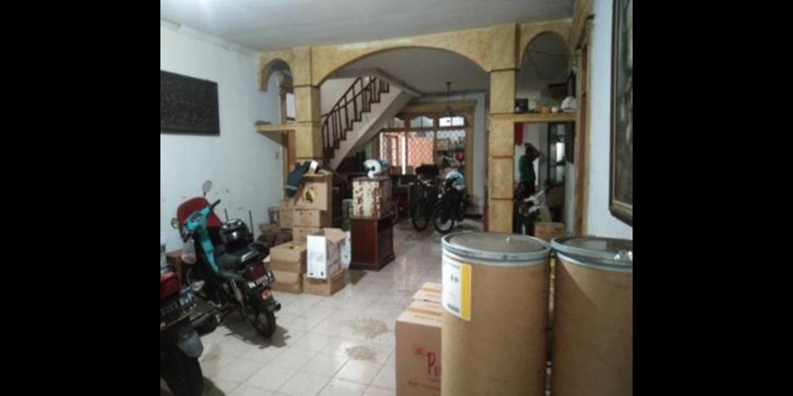 Jual Rumah Strategis Di Jalan Penyelesaian Tomang Jakarta Barat Jual Rumah Strategis Di Jalan Penyelesaian Tomang Jakarta Barat