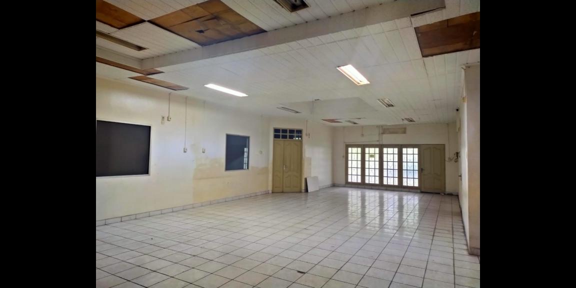 Jual Cepat Rumah Tua Luas di Jalan Dharmawangsa Kota Jakarta Selatan Jual Cepat Rumah Tua Luas di Jalan Dharmawangsa Kota Jakarta Selatan