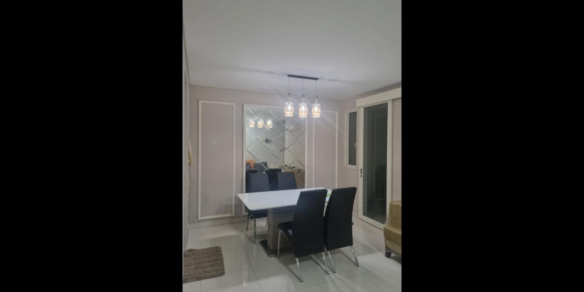 Dijual Rumah Semi Furnished Lokasi Grand Pakuwon Surabaya Barat Dijual Rumah Semi Furnished Lokasi Grand Pakuwon Surabaya Barat