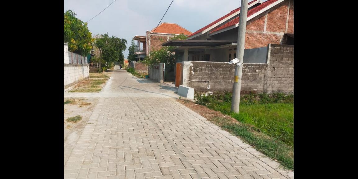 Tanah Strategis Selatan Alun-alun Karanganyar Tanah Strategis Selatan Alun-alun Karanganyar