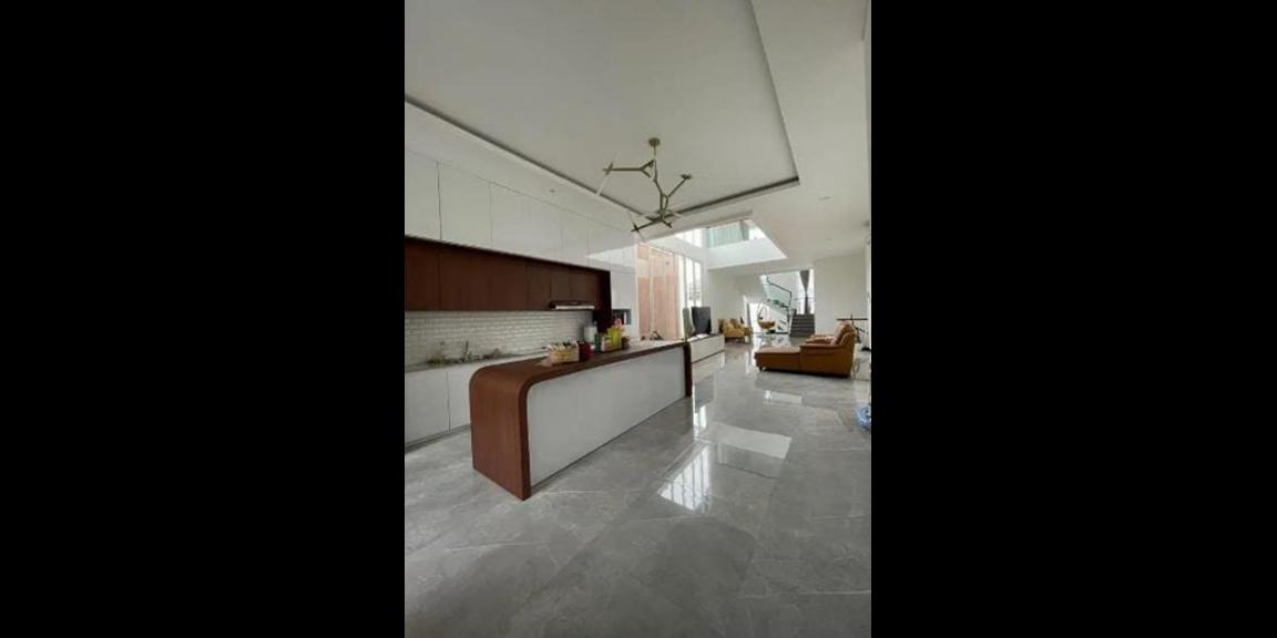 Jual Rumah Mewah di Perumahan Kebonsari Evelka Graha Mas Jual Rumah Mewah di Perumahan Kebonsari Evelka Graha Mas