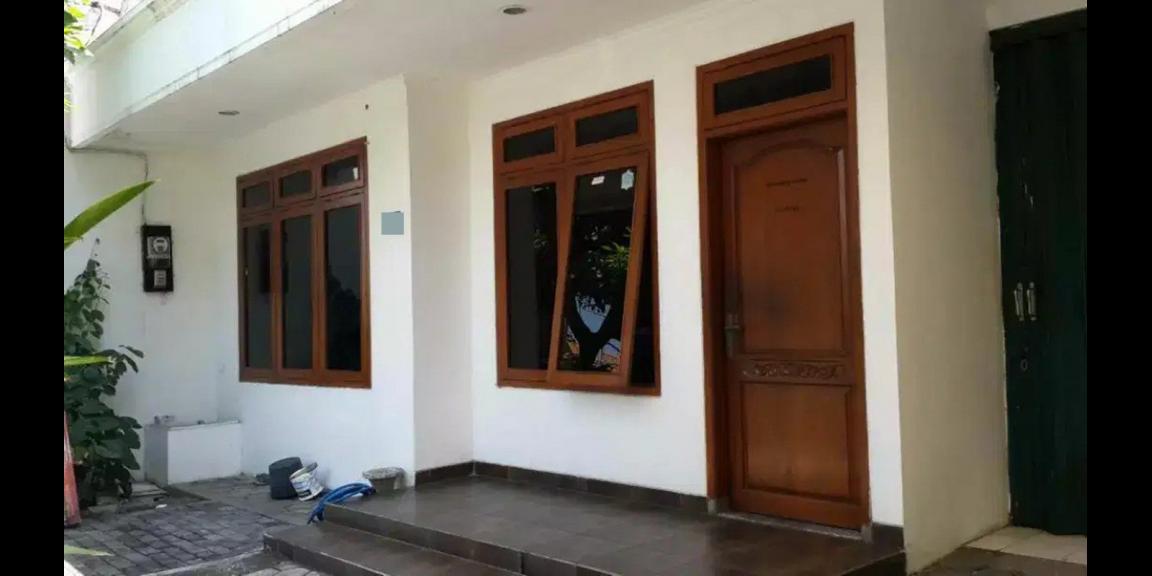 Rumah Strategis Jemur Wonosari di Jalan Jemursari Surabaya Rumah Strategis Jemur Wonosari di Jalan Jemursari Surabaya