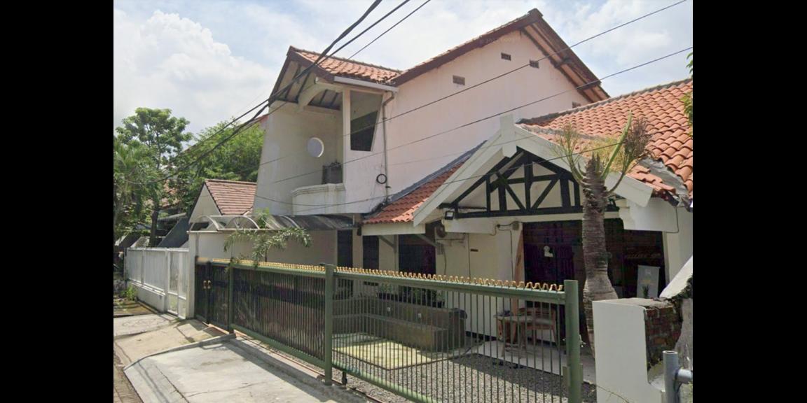 Rumah Luas SHM di Perumahan Taman Gayungsari Timur Rumah Luas SHM di Perumahan Taman Gayungsari Timur