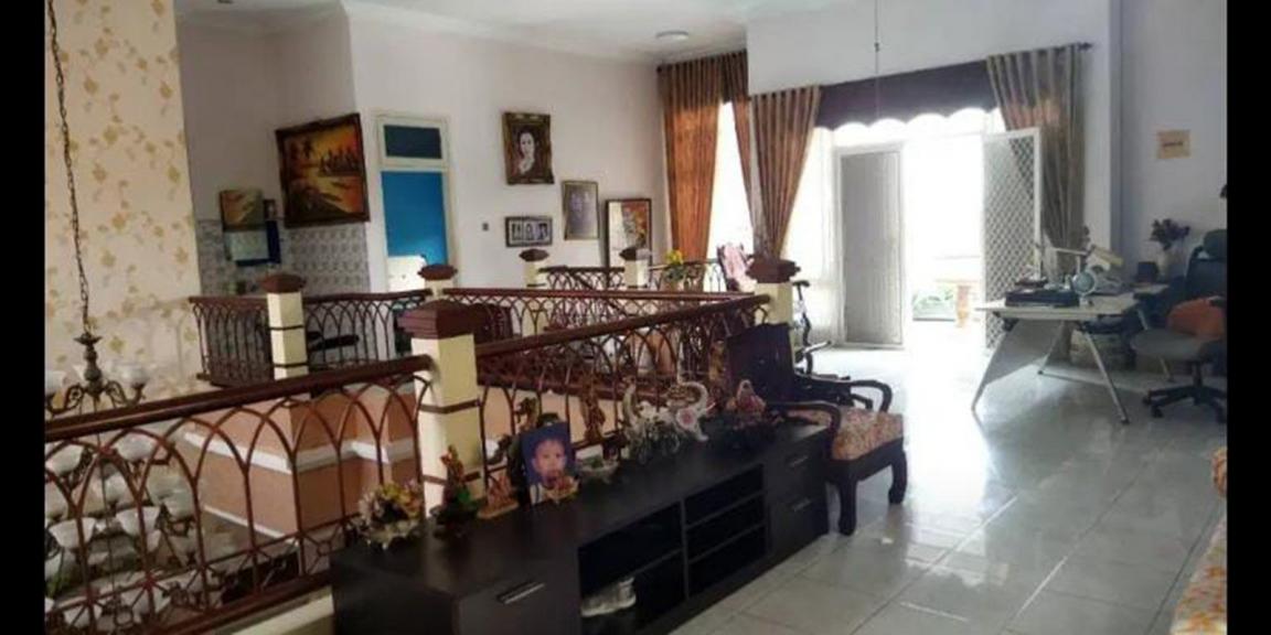 Rumah Mewah Rungkut Asri Daerah Rungkut Surabaya Rumah Mewah Rungkut Asri Daerah Rungkut Surabaya