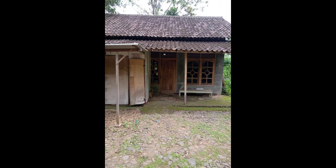 Tanah 1015m² Bonus 2 Rumah Mojogedang Karanganyar Tanah 1015m² Bonus 2 Rumah Mojogedang Karanganyar