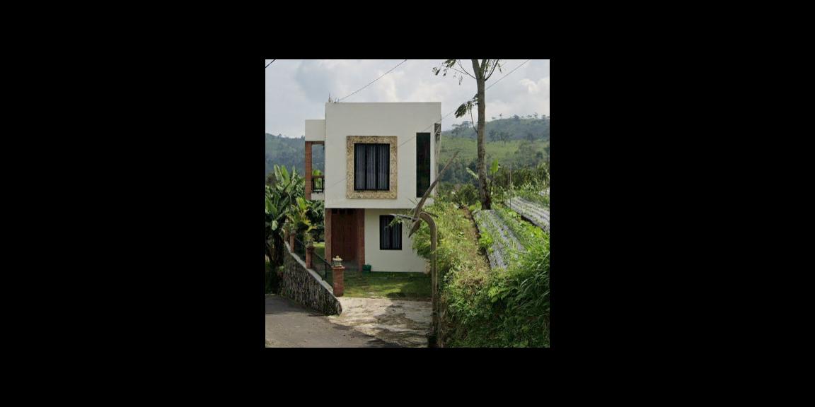 Rumah Villa Mewah 2 Lantai Kemuning, Karanganyar  Rumah Villa Mewah 2 Lantai Kemuning, Karanganyar