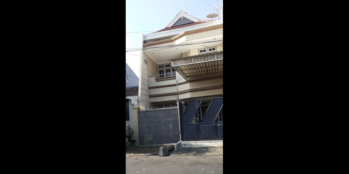 Rumah Minimalis Babatan Pantai Barat Shm Siap Huni Rumah Minimalis Babatan Pantai Barat Shm Siap Huni