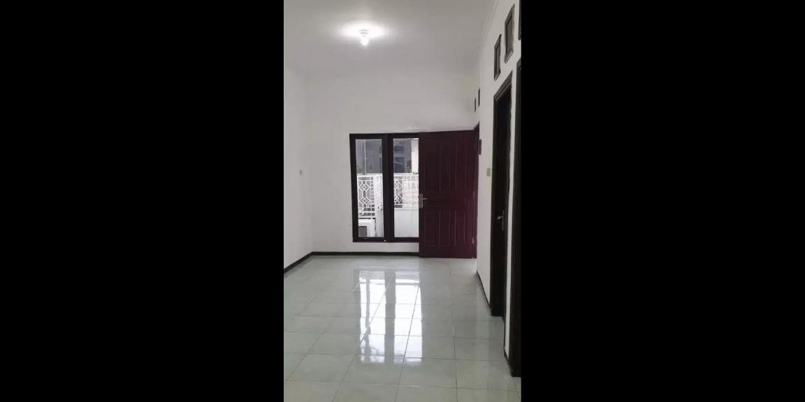 Jual Rumah Bagus Gunung Anyar di Taman Wiguna Selatan Jual Rumah Bagus Gunung Anyar di Taman Wiguna Selatan