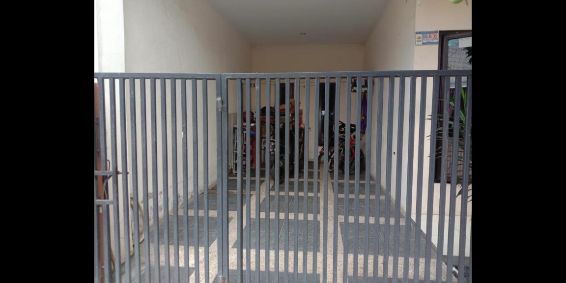 Di Jual Cepat Rumah Asri Strategis Aman di Karawang Barat Di Jual Cepat Rumah Asri Strategis Aman di Karawang Barat