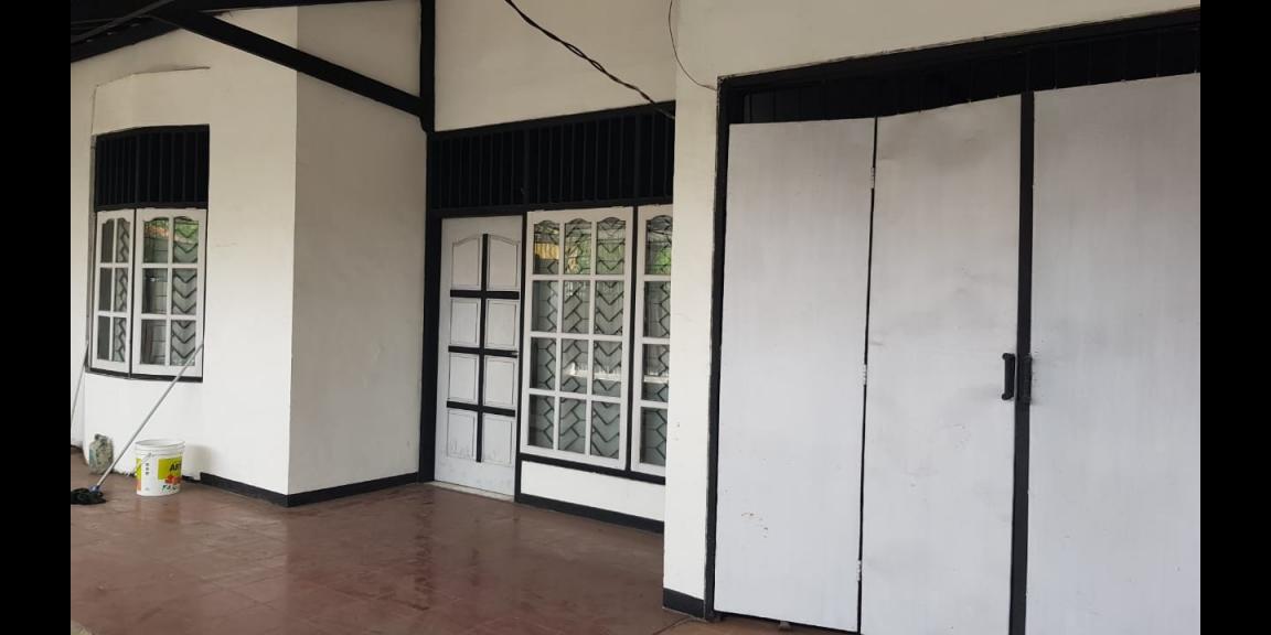 Jual Cepat BU Rumah di Jalan Bonggalan Kota Surabaya Jual Cepat BU Rumah di Jalan Bonggalan Kota Surabaya