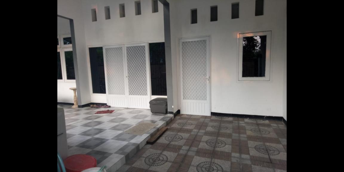 Jual Rumah Kutisari Indah Utara Siap Huni Strategis Jual Rumah Kutisari Indah Utara Siap Huni Strategis