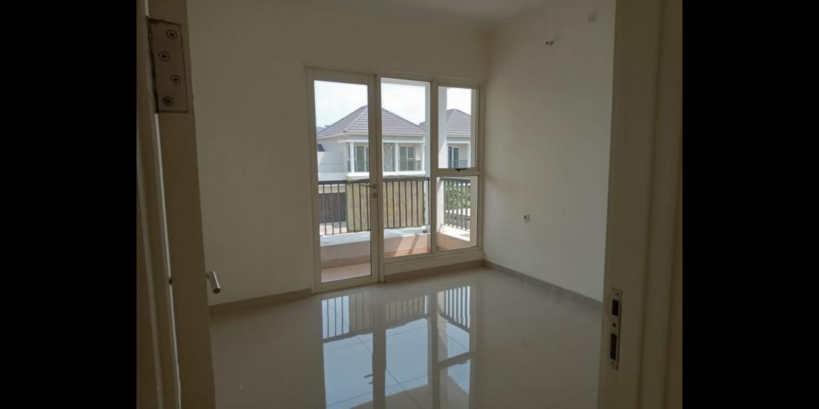 Jual Rumah Baru Gress di Perumahan Suvarna Sutera Tangerang Jual Rumah Baru Gress di Perumahan Suvarna Sutera Tangerang