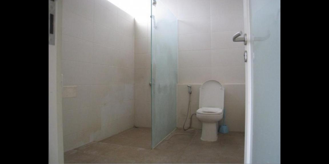 Butuh Uang Rumah SHM di Citraland Taman Puspa Raya, Surabaya Butuh Uang Rumah SHM di Citraland Taman Puspa Raya, Surabaya