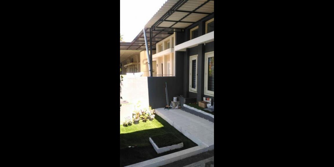 Jual Rumah Murah Siap Huni di Central Park Gunung Anyar Jual Rumah Murah Siap Huni di Central Park Gunung Anyar