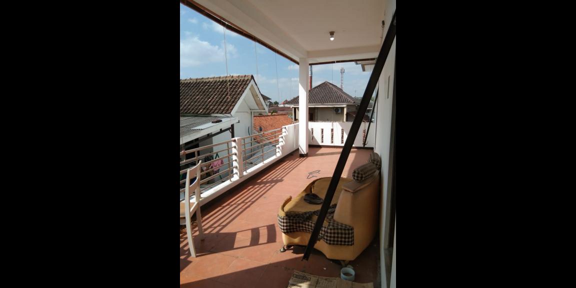 STRATEGIS DI TENGAH KOTA! GEDUNG 2 LANTAI COCOK UNTUK APA AJA Lokasi di ekat Mandala Krida STRATEGIS DI TENGAH KOTA! GEDUNG 2 LANTAI COCOK UNTUK APA AJA Lokasi di ekat Mandala Krida