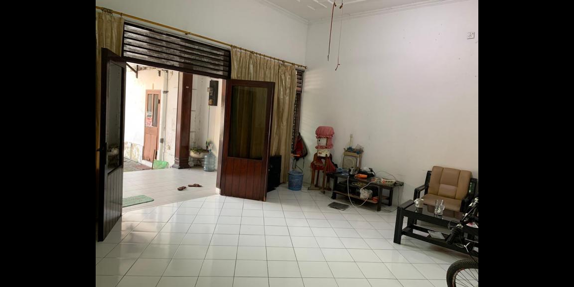 Dijual Cepat Rumah dan Gudang di Pesapen Kali Surabaya Dijual Cepat Rumah dan Gudang di Pesapen Kali Surabaya