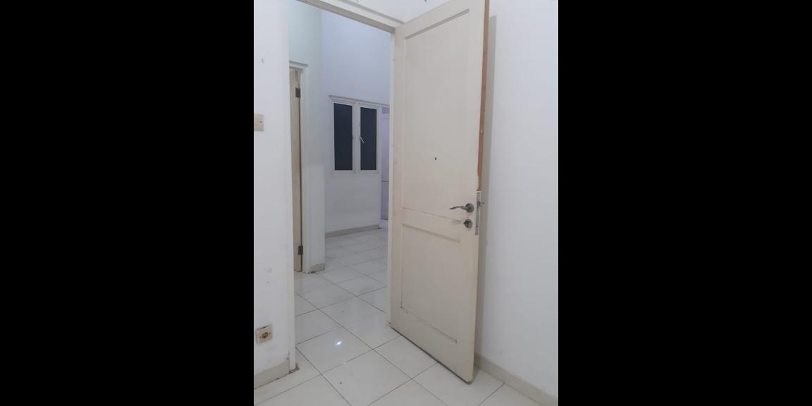 Jual Rumah di Perumahan Puri Mas Legian Surabaya Murah Jual Rumah di Perumahan Puri Mas Legian Surabaya Murah