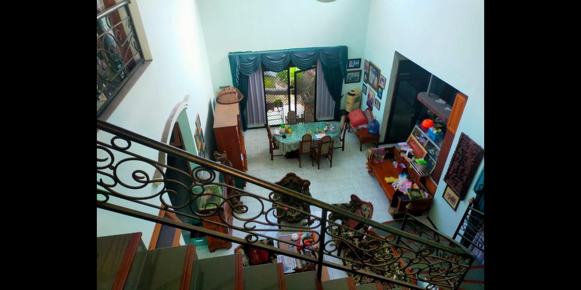 Rumah Mewah Siap Huni di Baruk Utara Daerah Rungkut Surabaya Rumah Mewah Siap Huni di Baruk Utara Daerah Rungkut Surabaya