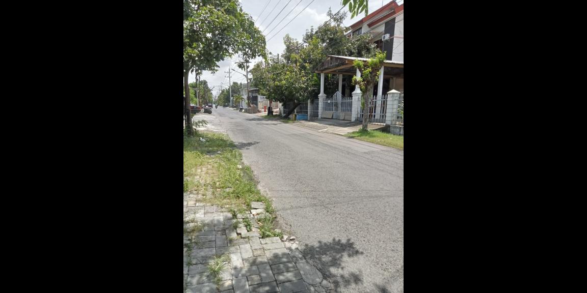 Sewa Ruko Pojok di Manyar Jaya Kawasan Menur Surabaya Sewa Ruko Pojok di Manyar Jaya Kawasan Menur Surabaya