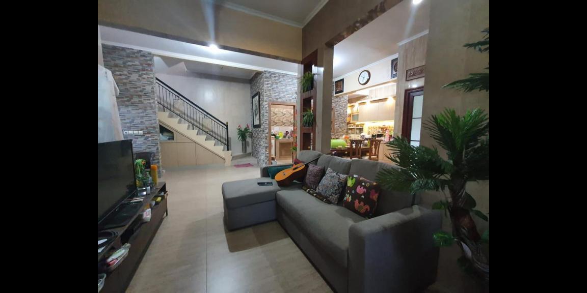 Rumah Mewah Perumahan Kebonsari Regency Jambangan Rumah Mewah Perumahan Kebonsari Regency Jambangan