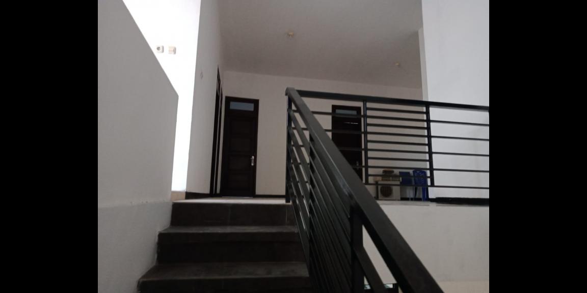 Jual Rumah Sangat Bagus Wisma Permai Barat Surabaya Jual Rumah Sangat Bagus Wisma Permai Barat Surabaya