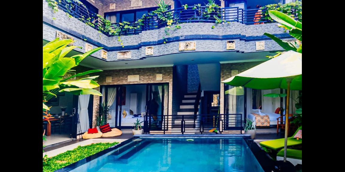 Jual Villa Mewah Bagus Full Furnish di Berawa Kuta Badung Jual Villa Mewah Bagus Full Furnish di Berawa Kuta Badung