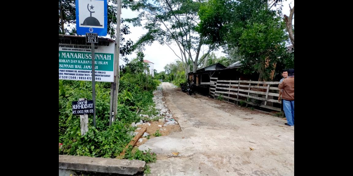 Tanah Parit Demang, Pontianak, Kalimantan Barat Tanah Parit Demang, Pontianak, Kalimantan Barat