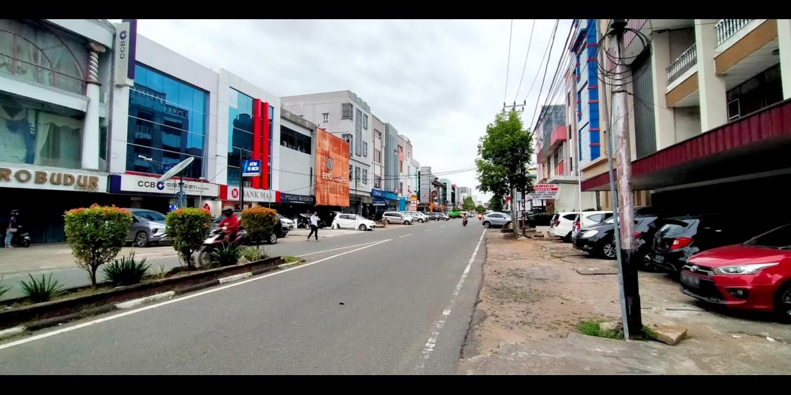 Ruko Jl Ir. H. Juanda, Pontianak, Kalimantan Barat Ruko Jl Ir. H. Juanda, Pontianak, Kalimantan Barat