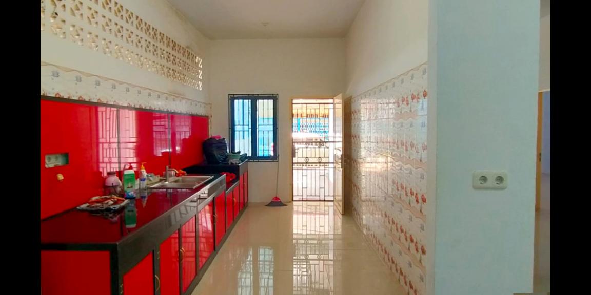 Rumah Jl. Hijas Gg. Suez, Pontianak, Kalimantan Barat Rumah Jl. Hijas Gg. Suez, Pontianak, Kalimantan Barat