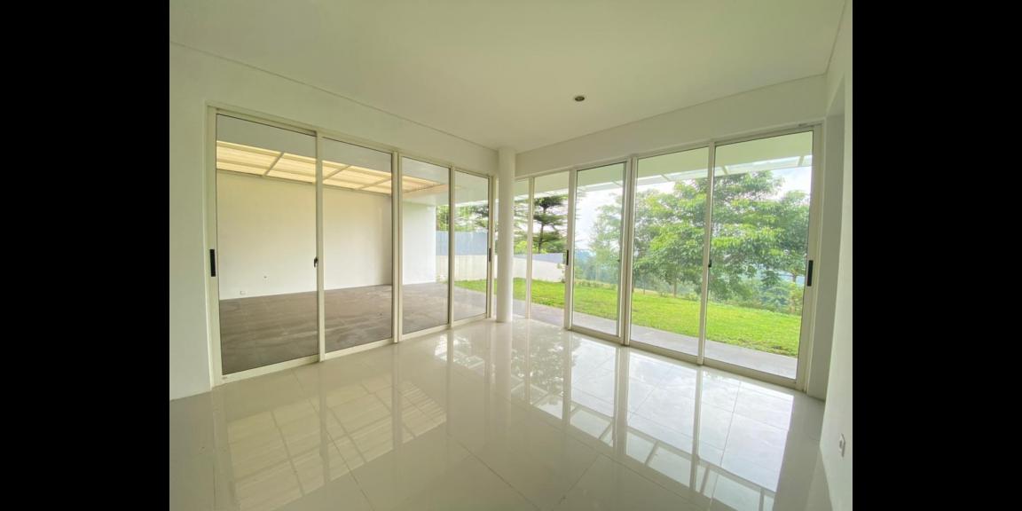 Villa Baru Gress Sangat Mewah di Taman Dayu Prigen Villa Baru Gress Sangat Mewah di Taman Dayu Prigen