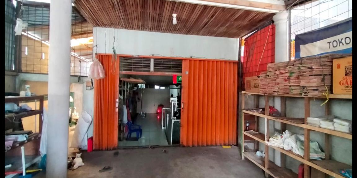 Ruko Tepi Jalan Utama Sungai Raya Dalam, Pontianak, Kalimantan Barat Ruko Tepi Jalan Utama Sungai Raya Dalam, Pontianak, Kalimantan Barat