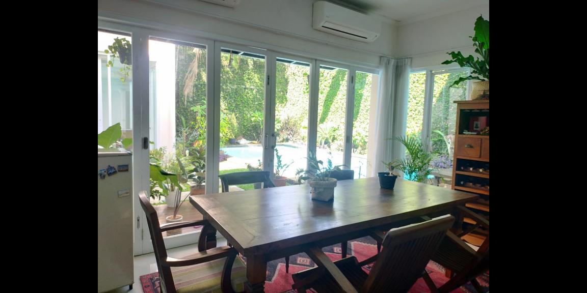 Jual Rumah Mewah Siap Huni di Jalan NKF daerah Kemang Jakarta Selatan Jual Rumah Mewah Siap Huni di Jalan NKF daerah Kemang Jakarta Selatan