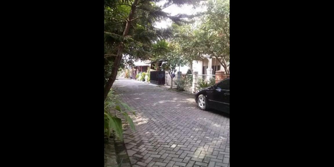 Sewa Rumah Daerah Kebraon di Kebraon Indah Timur Surabaya Sewa Rumah Daerah Kebraon di Kebraon Indah Timur Surabaya