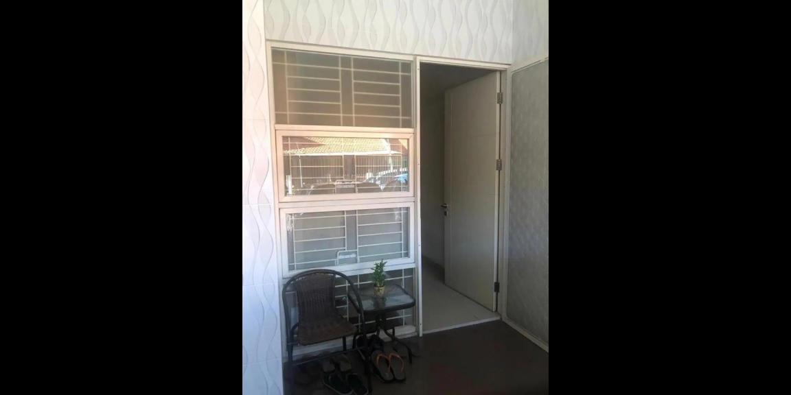 Rumah Bagus di Tenggilis Mejoyo Utara Kota Surabaya Rumah Bagus di Tenggilis Mejoyo Utara Kota Surabaya