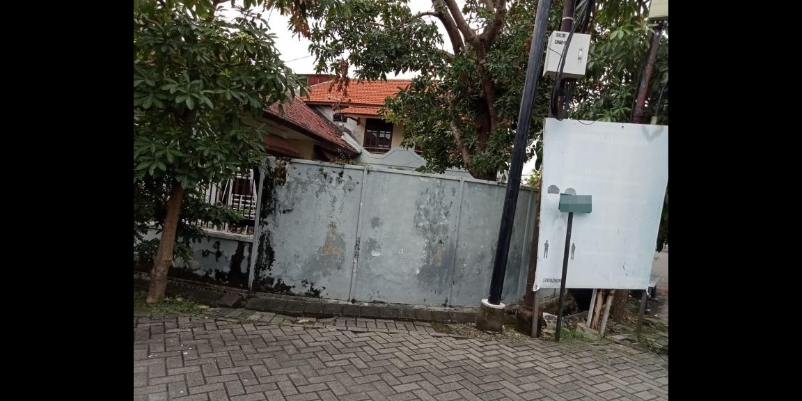 Rumah Pojok Luas di Semolowaru Tengah Shm Surabaya Rumah Pojok Luas di Semolowaru Tengah Shm Surabaya