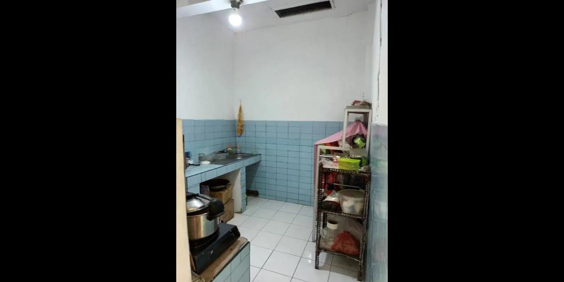 Jual Rumah Murah dan Strategis Tengah Kota di Pucang Sewu Jual Rumah Murah dan Strategis Tengah Kota di Pucang Sewu