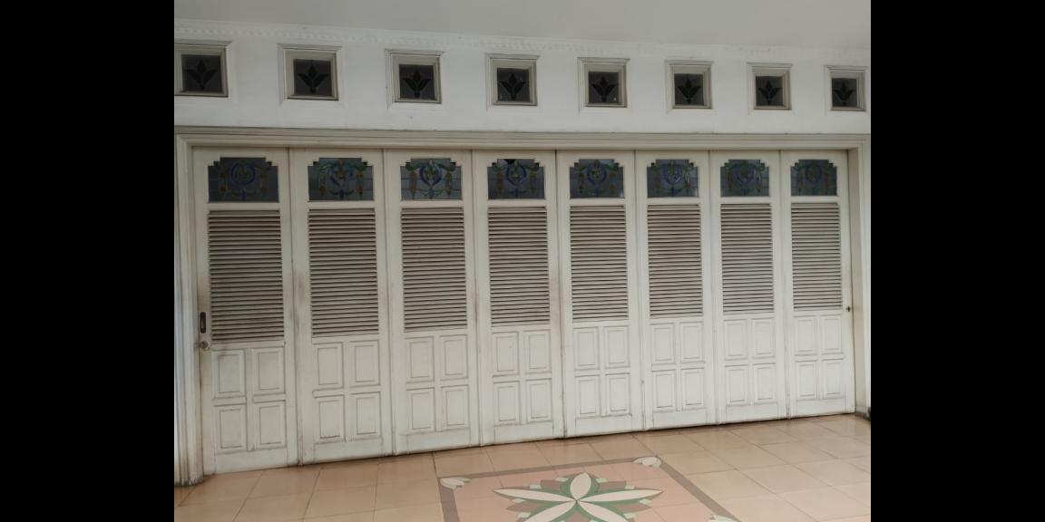 Dijual Rumah 2 Lantai di Kebon Jeruk, Jakarta Barat Dijual Rumah 2 Lantai di Kebon Jeruk, Jakarta Barat