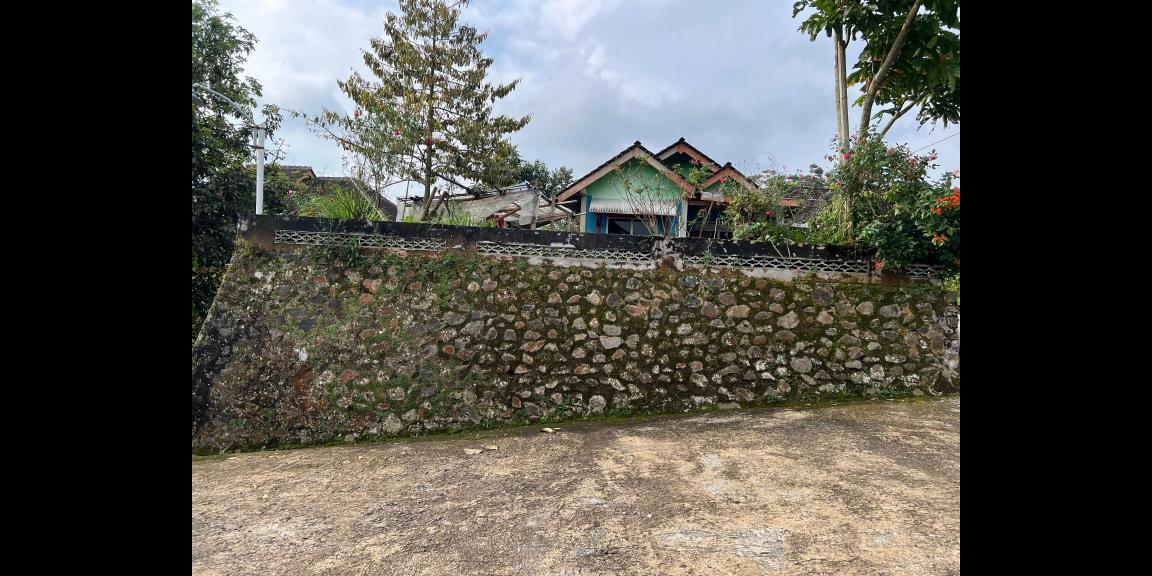 Tanah 175 Juta Siap Bangun Villa Kemuning Tanah 175 Juta Siap Bangun Villa Kemuning