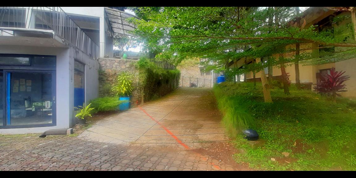 RUMAH HITUNG TANAH MAIN ROAD BUKIT PAKAR TIMUR DAGO BANDUNG RUMAH HITUNG TANAH MAIN ROAD BUKIT PAKAR TIMUR DAGO BANDUNG