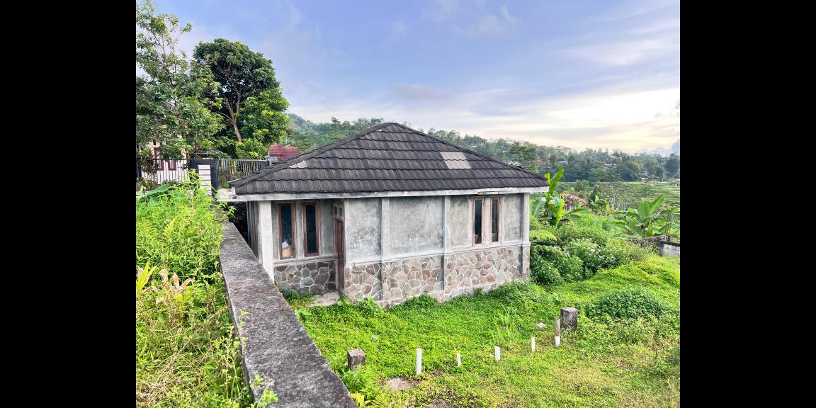 Tanah 1390m² Siap Bangun Villa Tepi Jl Kemuning- Tawangmangu Tanah 1390m² Siap Bangun Villa Tepi Jl Kemuning- Tawangmangu
