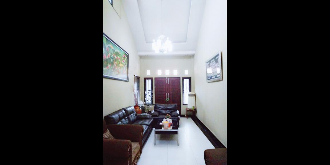 Rumah Mutiara Gading, Parit H. Husin 2, Pontianak, Kalimantan Barat Rumah Mutiara Gading, Parit H. Husin 2, Pontianak, Kalimantan Barat