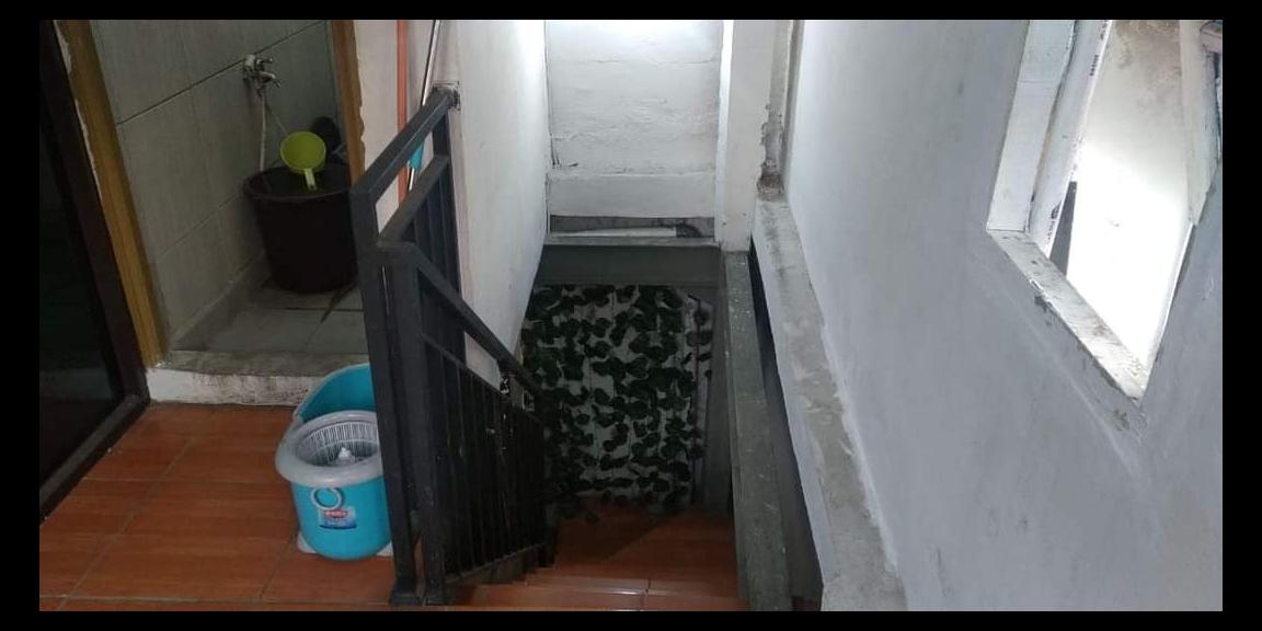 Dijual cepat Ruko 3 lantai dilokasi strategis dan ramai. Dijual cepat Ruko 3 lantai dilokasi strategis dan ramai.