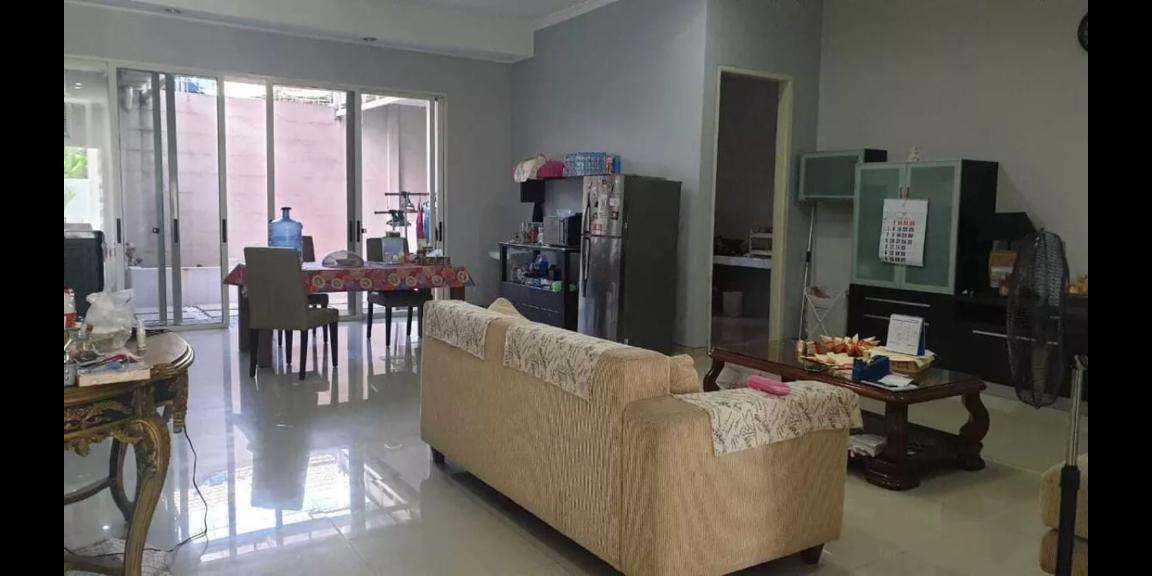 Dijual Rumah Asri di Sutorejo Timur, Surabaya Dijual Rumah Asri di Sutorejo Timur, Surabaya