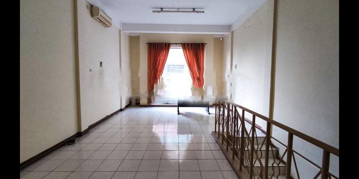 Dijual Ruko Strategis Murah di Manyar Kertoarjo, Surabaya Dijual Ruko Strategis Murah di Manyar Kertoarjo, Surabaya