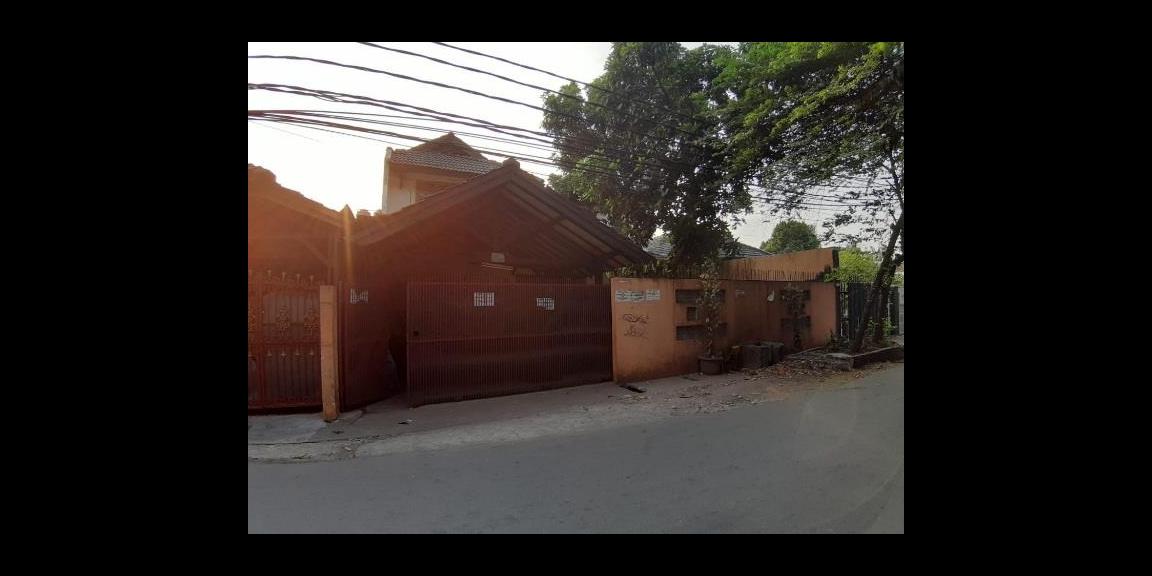 Jual Rumah Kosong di Jalan Wijaya Kusuma, Tangerang Selatan Jual Rumah Kosong di Jalan Wijaya Kusuma, Tangerang Selatan