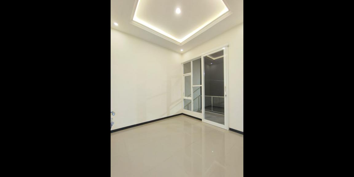 Villa Baru Private Pool Semi Furnished Di Kota Wisata Batu Lokasi Oro Oro Ombo, Batu, Jawa Timur Villa Baru Private Pool Semi Furnished Di Kota Wisata Batu Lokasi Oro Oro Ombo, Batu, Jawa Timur