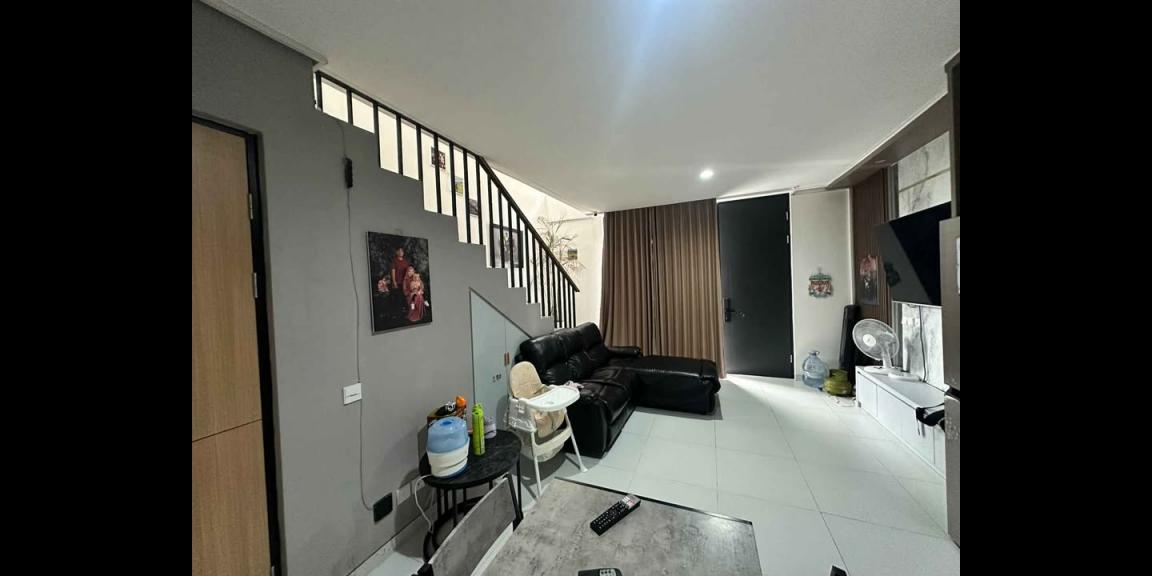 Jual Rumah Siap Huni Di Perumahan CENTRAL PARK MERR Surabaya Timur Jual Rumah Siap Huni Di Perumahan CENTRAL PARK MERR Surabaya Timur