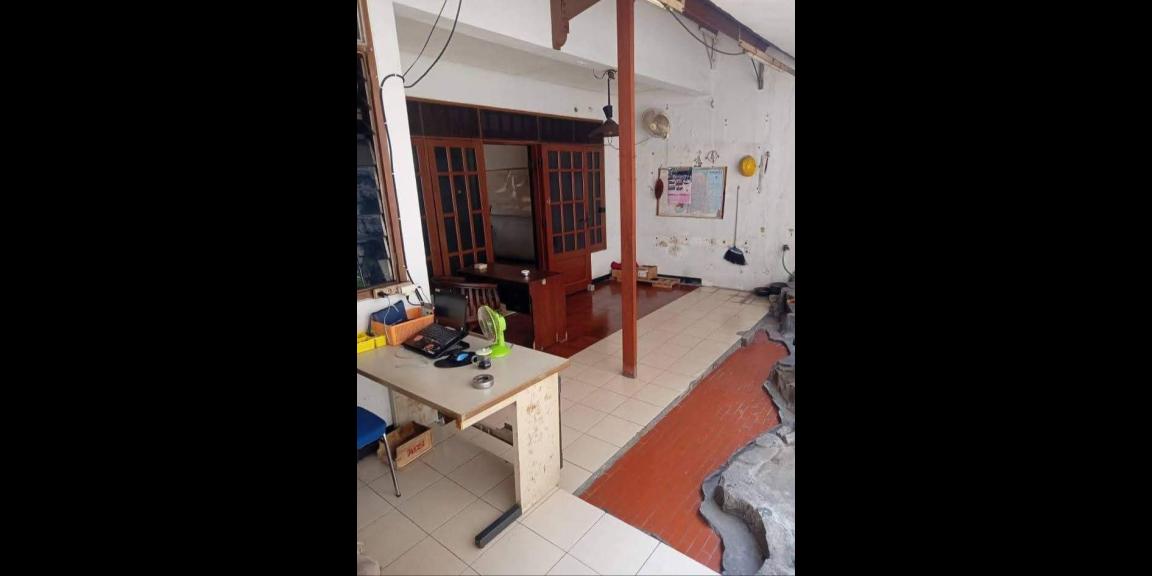 Disewakan Rumah Siap Huni Lokasi Ketintang Permai Surabaya Selatan Disewakan Rumah Siap Huni Lokasi Ketintang Permai Surabaya Selatan