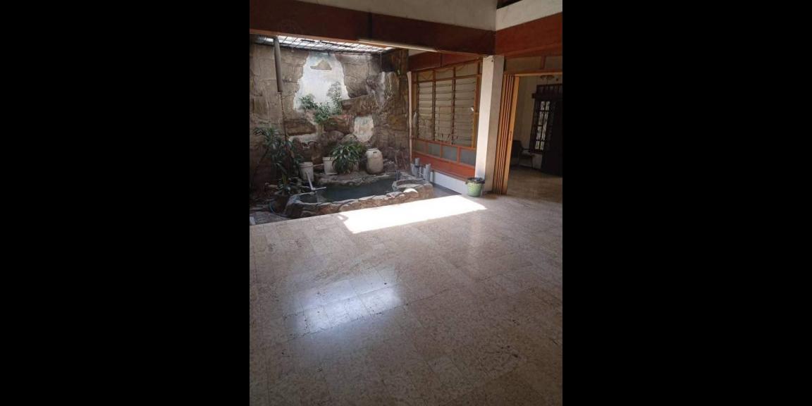 Disewakan Rumah Siap Huni Lokasi Ketintang Permai Surabaya Selatan Disewakan Rumah Siap Huni Lokasi Ketintang Permai Surabaya Selatan